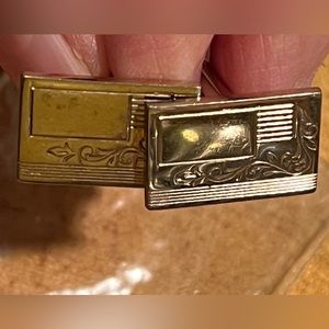 VINTAGE MEN’S FASHION CUFF LINKS.
